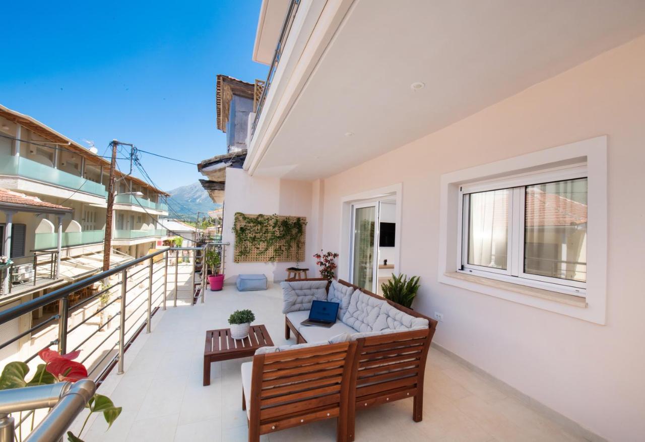 Peratzada Apartments Vasiliki  Exterior photo